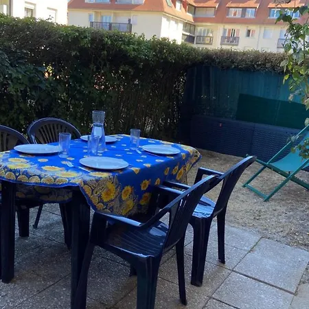 2 Pieces Avec Jardin !