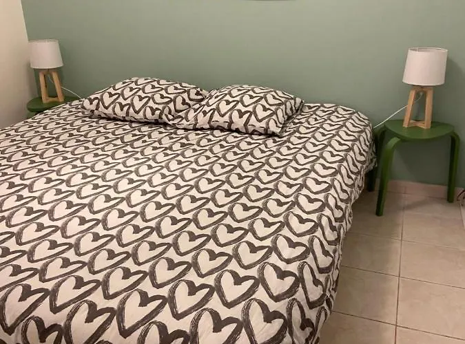 2 Pieces Avec Jardin ! Apartment